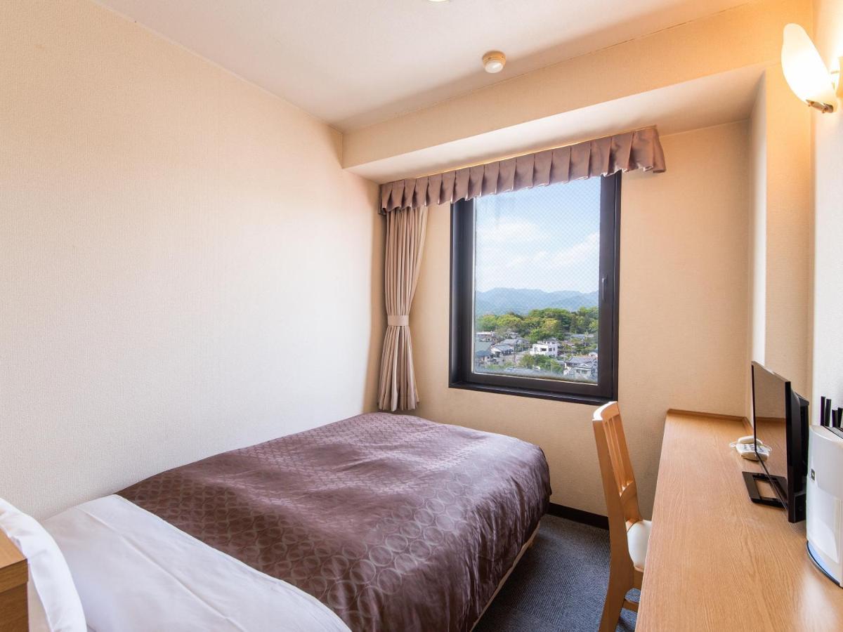 Hotel Primrose Saito Екстер'єр фото